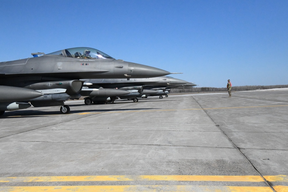 148th Fighter Wing F-16s depart in support of Amalgam Dart 21-02