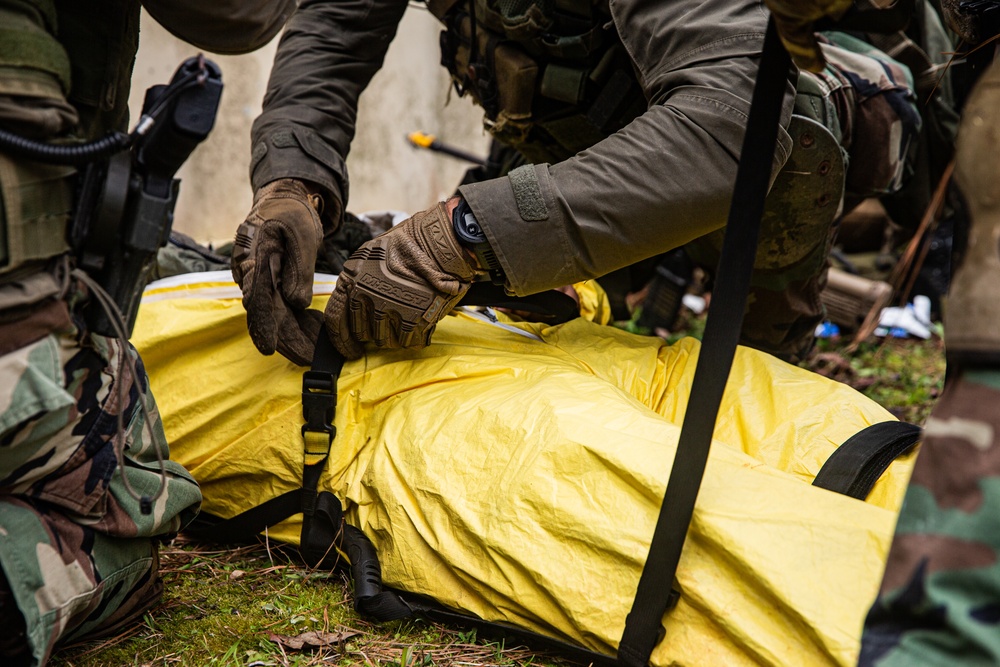 Dutch Marines participate MOUT training on Camp Lejeune