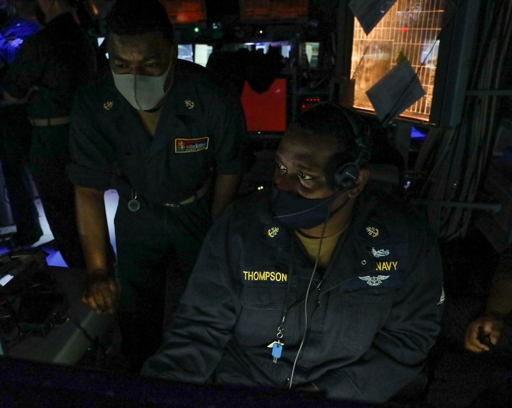 USS Benfold Conducts Missile Exercise