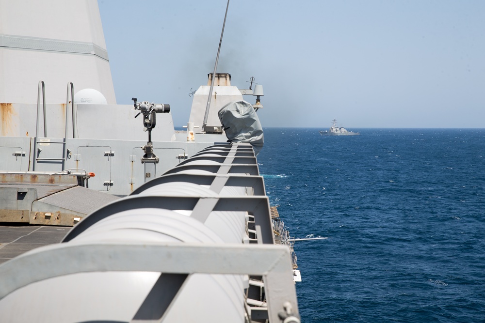USS Somerset transits the Bab el-Mandeb Strait