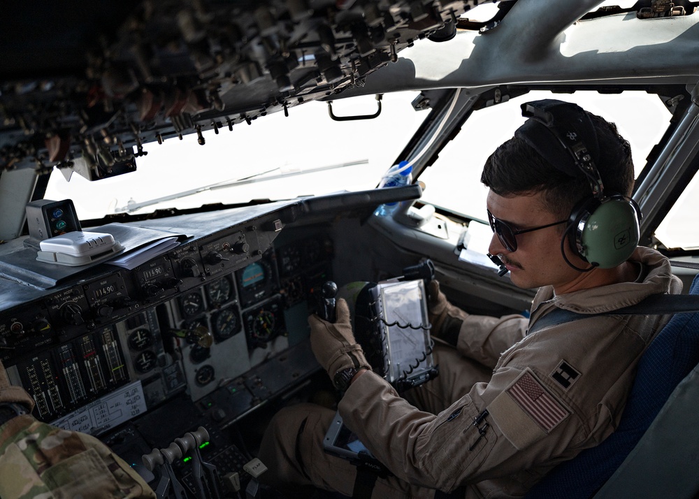 AWACS crew eyes over the battle