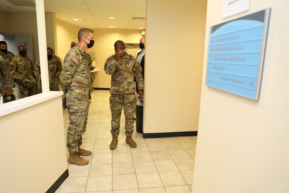 Gen. Hokanson visits the VING