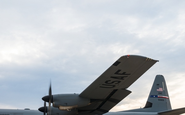 C-130 fuels CENCOM mission