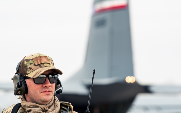 C-130 fuels CENCOM mission