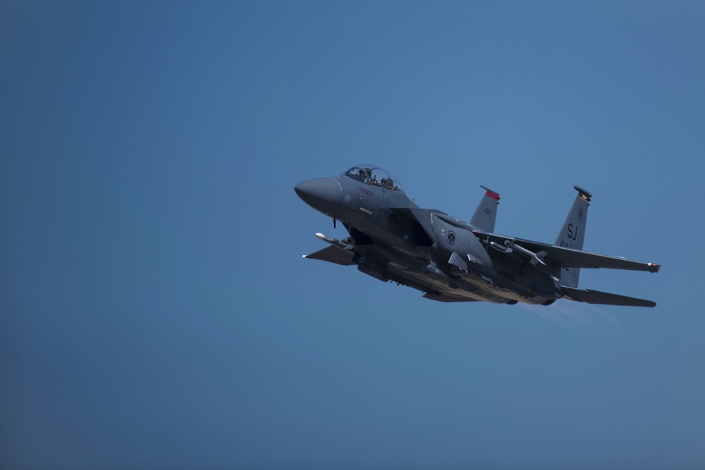 333rd Fighter Squadron F-15E Strike Eagle Aircrew members take off