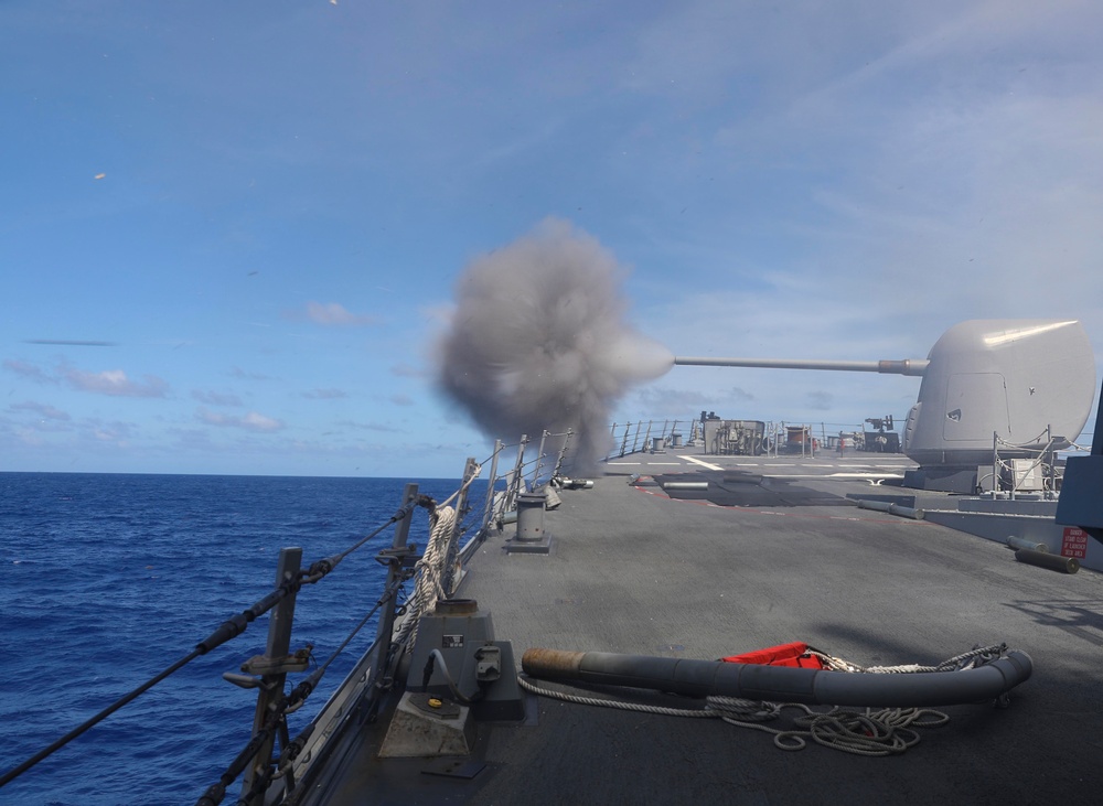 USS Benfold Conducts Live-Fire Gunnery Exercise
