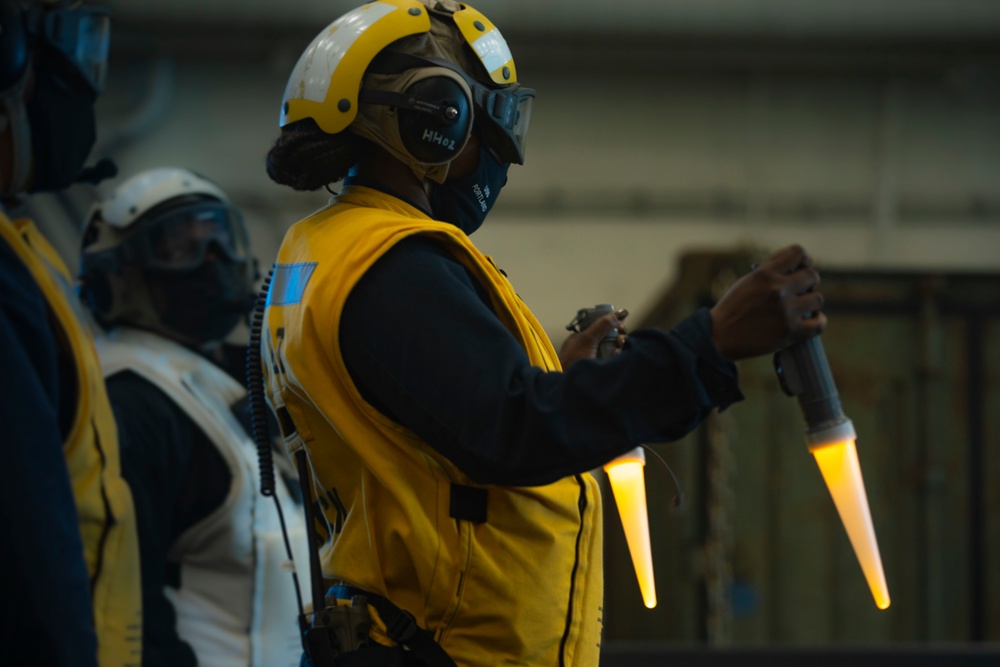 ACU 5, 11th MEU LCAC Operations Aboard USS Portland (LPD 27)