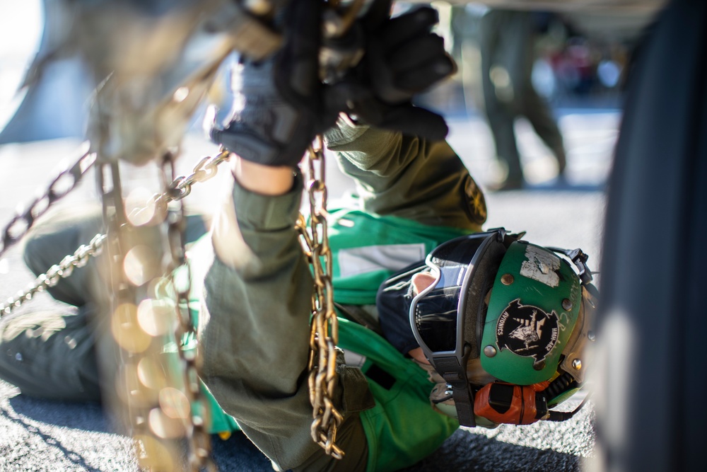 11th MEU Conducts Flight Ops Aboard USS Portland (LPD 27)