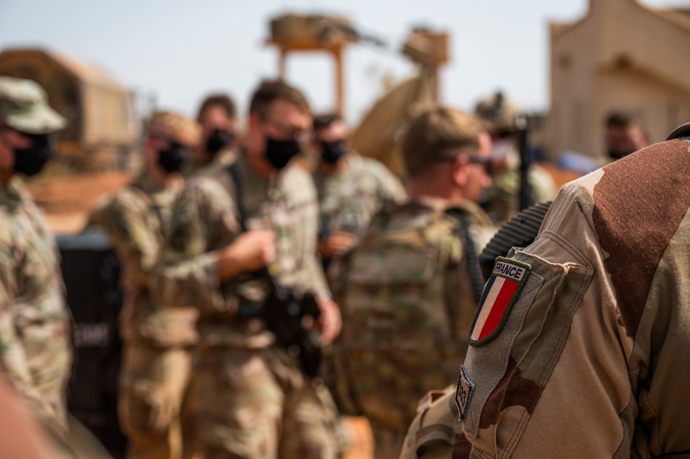 U.S. Africa Command forces conduct assessment in Timbuktu, Mali