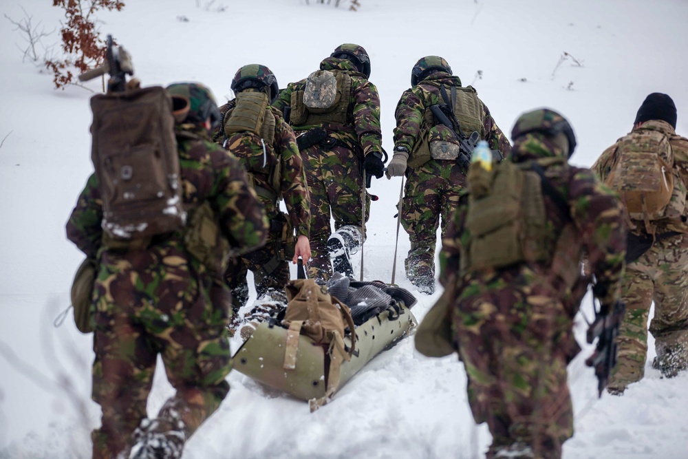 Serbian SAJ train with US Green Berets on mountain warfare skills