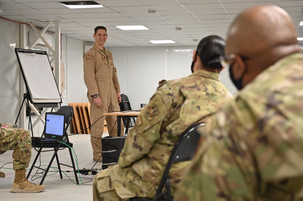 Highest DoD Enlisted member talks leadership with 332nd AEW Airmen