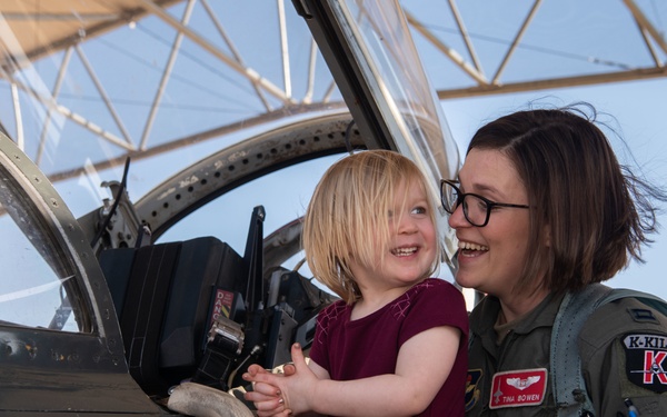 Student pilot mom says women can do both: have a career and a family