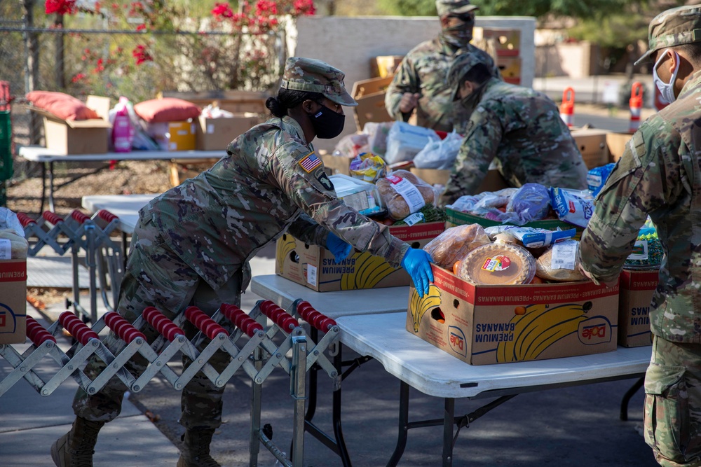 Arizona Guard Supports Queen Creek Food Bank