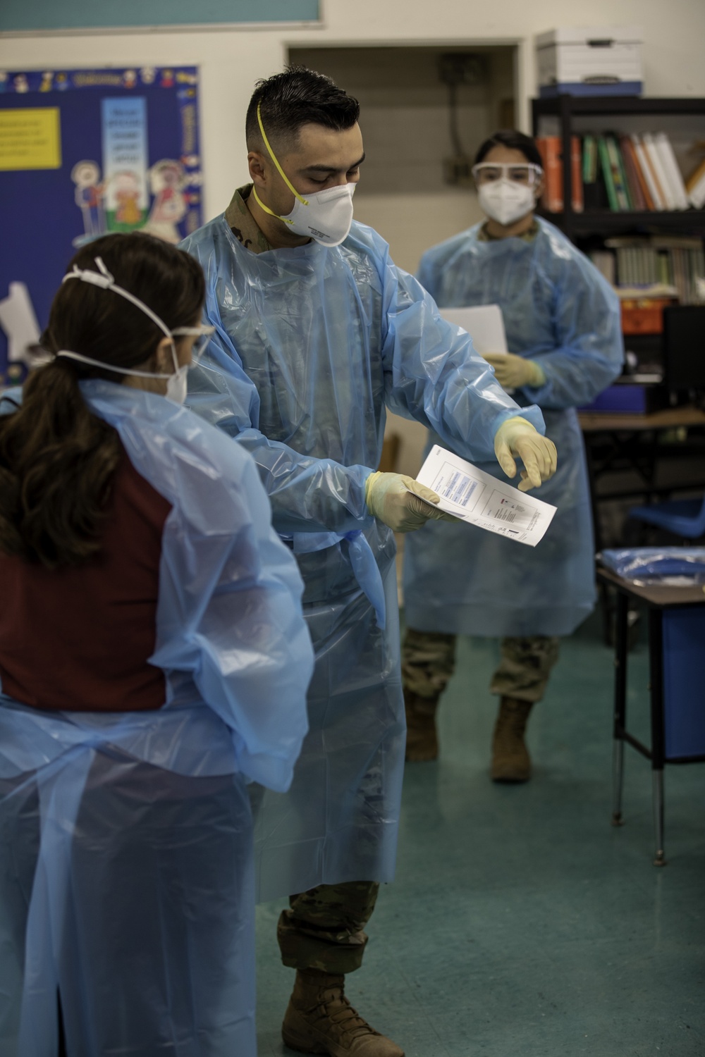AZNG conducts COVID-19 Rapid Testing Training at Tucson Schools