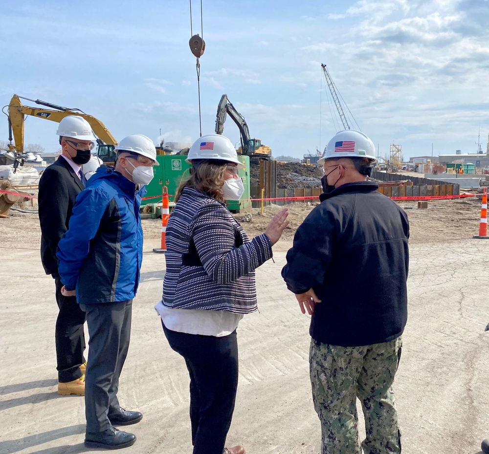 CNO tours Fincantieri Marinettte Marine Shipyard
