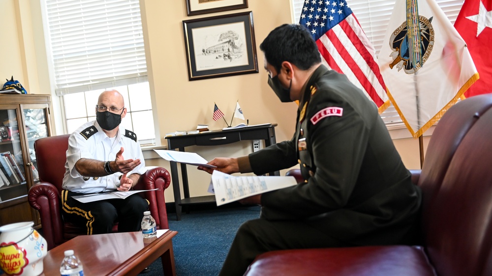 Peruvian Army Brig. Gen. Cristian García Rodríguez, Deputy Defense Visits the IADC