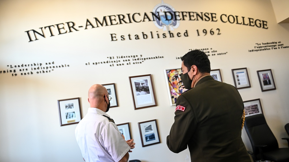 Peruvian Army Brig. Gen. Cristian García Rodríguez, Deputy Defense Visits the IADC