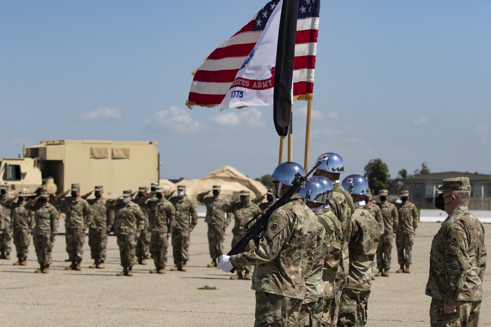 DVIDS - Images - 311th ESC uncasing ceremony [Image 4 of 8]