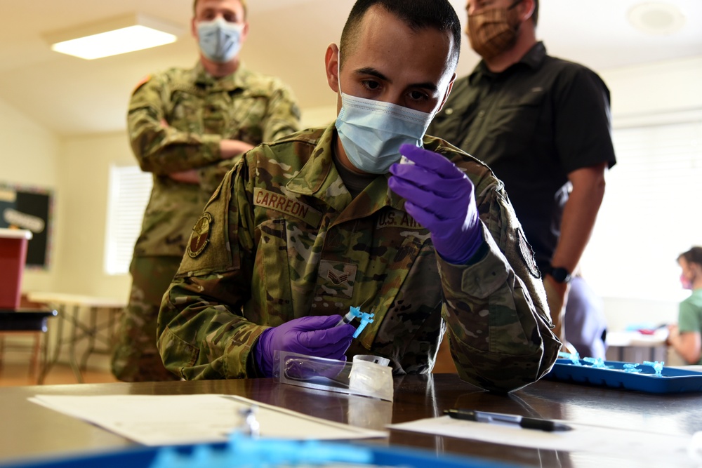 AZNG partners with Air Reserve component to conduct vaccinations in Mohave County