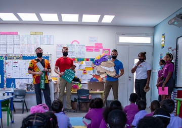 Civil Affairs East Africa team teaches oral hygiene, preventative care
