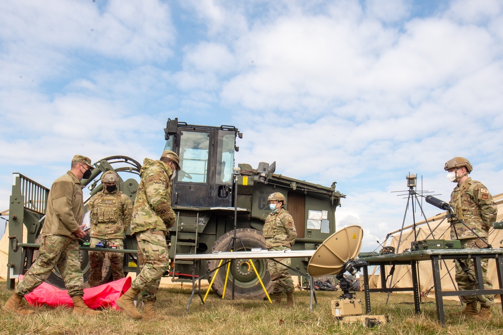 435th AGOW Airmen highlight mission to 3rd AF leadership