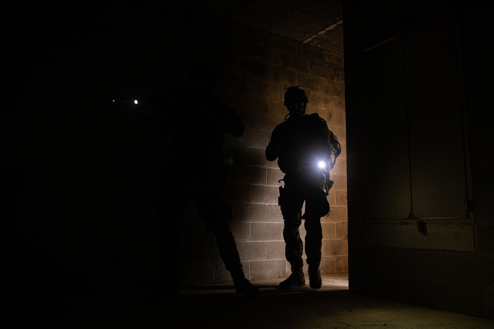 Street to Street | Dutch Marines participated in MOUT training on Camp Lejeune