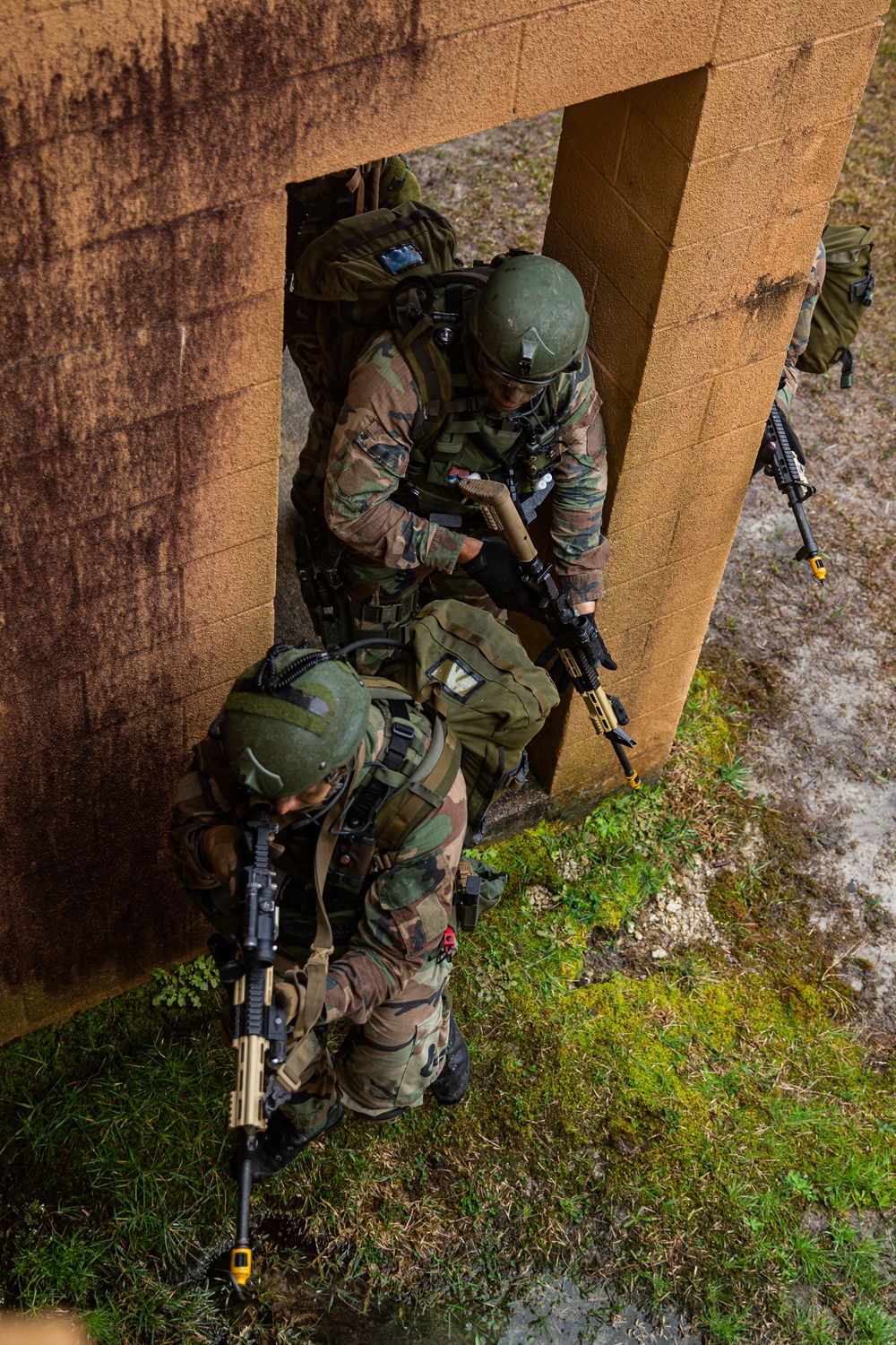 Street to Street | Dutch Marines participated in MOUT training on Camp Lejeune