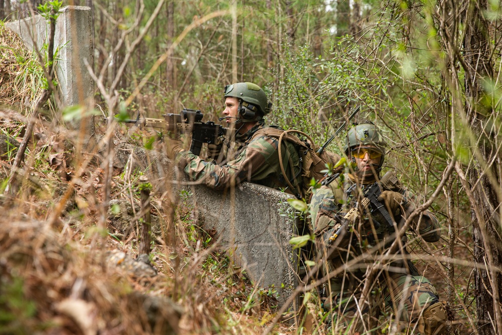 The Final Push | Dutch Marines participate MOUT training on Camp Lejeune