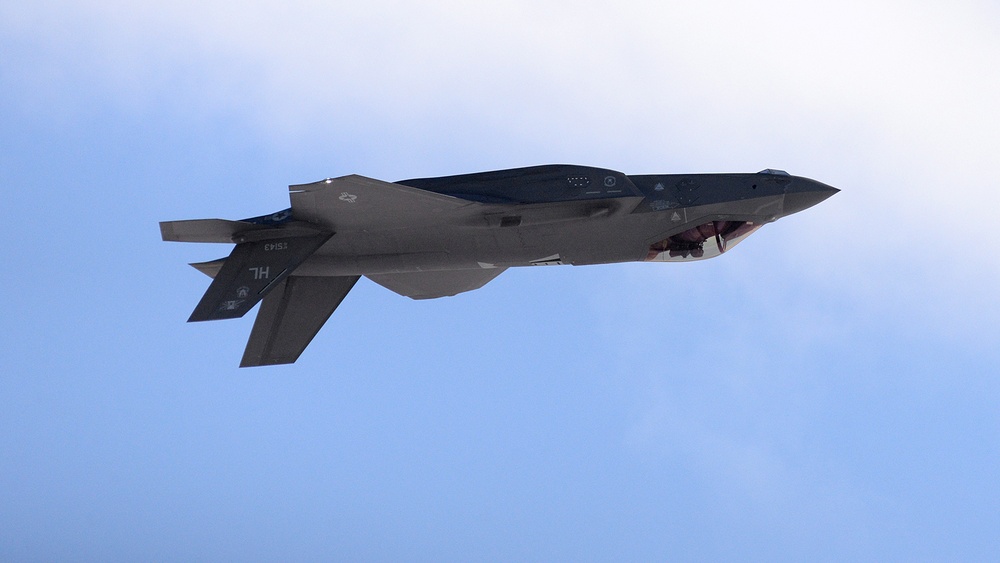 F-35A pilot flies practice demonstration at Hill Air Force Base