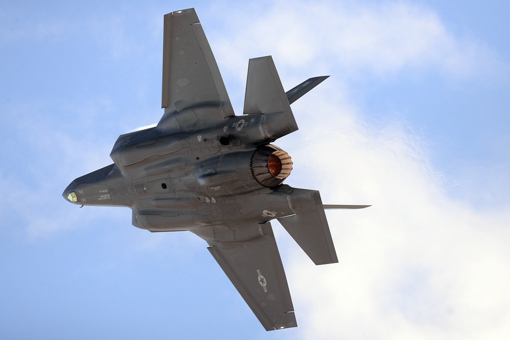 F-35A pilot flies practice demonstration at Hill Air Force Base