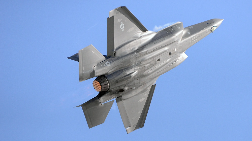 F-35A pilot flies practice demonstration at Hill Air Force Base