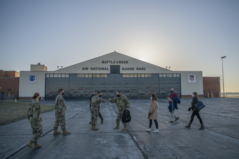 Michigan congressional delegation visits 110th Wing, Battle Creek