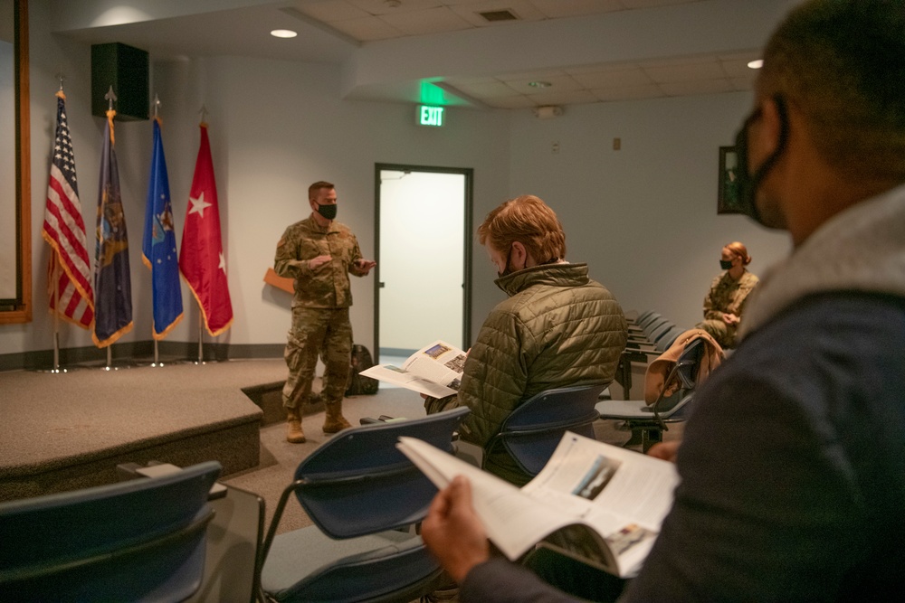 Michigan congressional delegation visits 110th Wing, Battle Creek