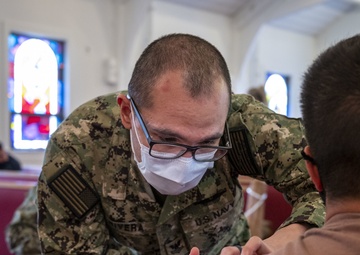 Sailors receive COVID-19 vaccines