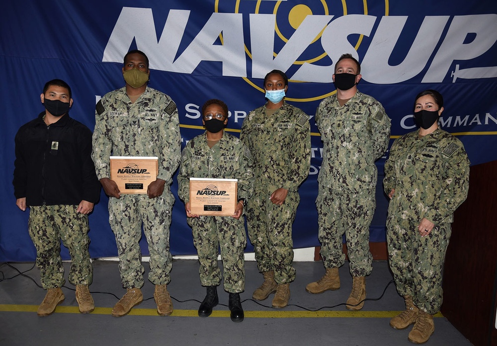 NAVSUP FLC San Diego Commanding Officer awards Sailors of the Quarter