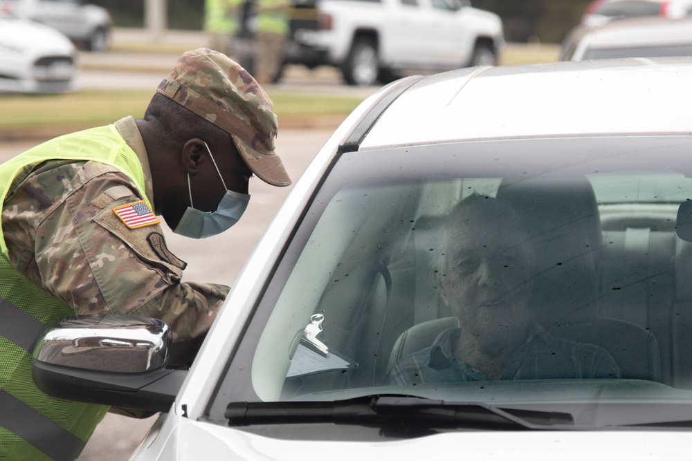 Alabama National Guard operates mobile vaccination clinic in Enterprise