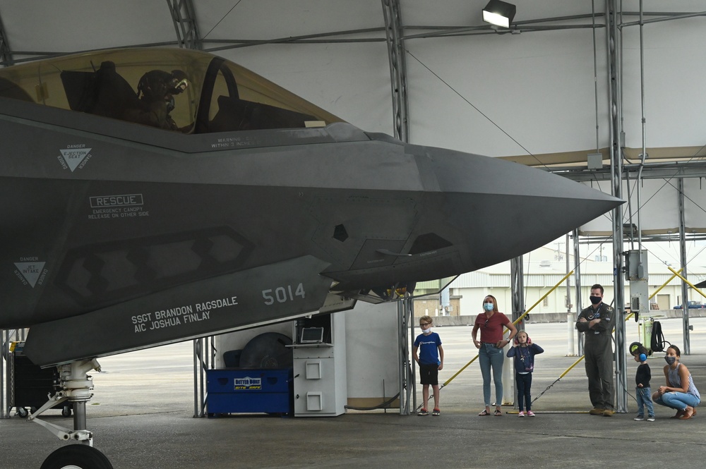 F-35 B-Course Student Pilots 1st Flight