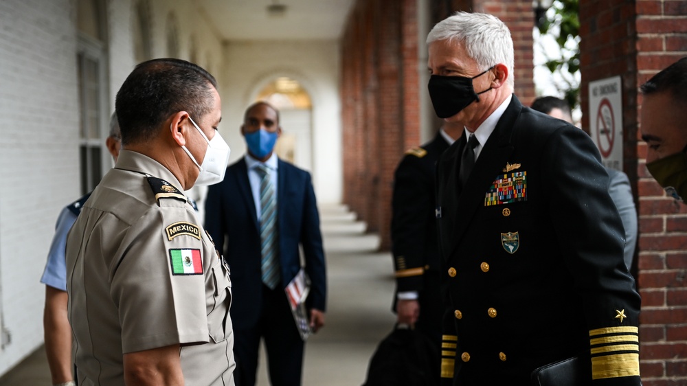 USSOUTHCOM Commander Admiral Faller visits the IADC