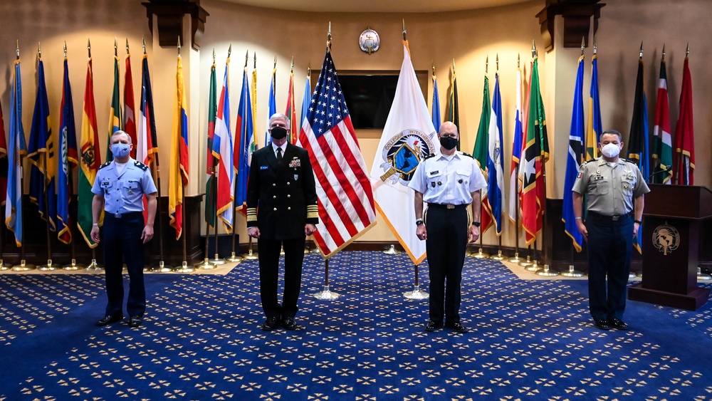 USSOUTHCOM Commander Admiral Faller visits the IADC