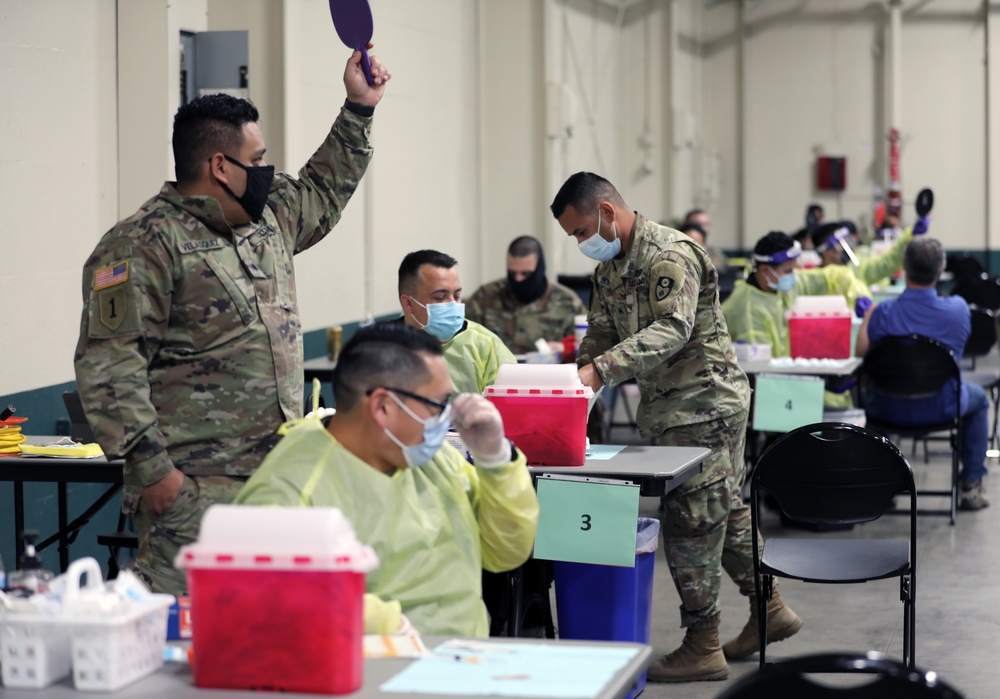 Cal Guard CTAT teams administer COVID-19 vaccines