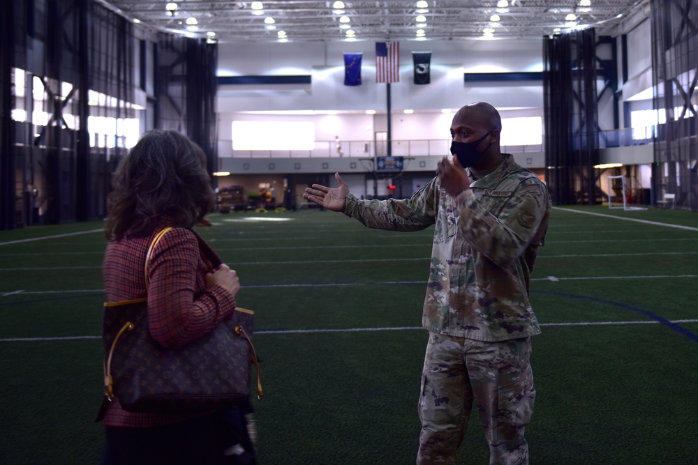 Lt. Gen. David Krumm, Chief Master Sgt. Kristopher Berg and their spouses visit Eielson AFB