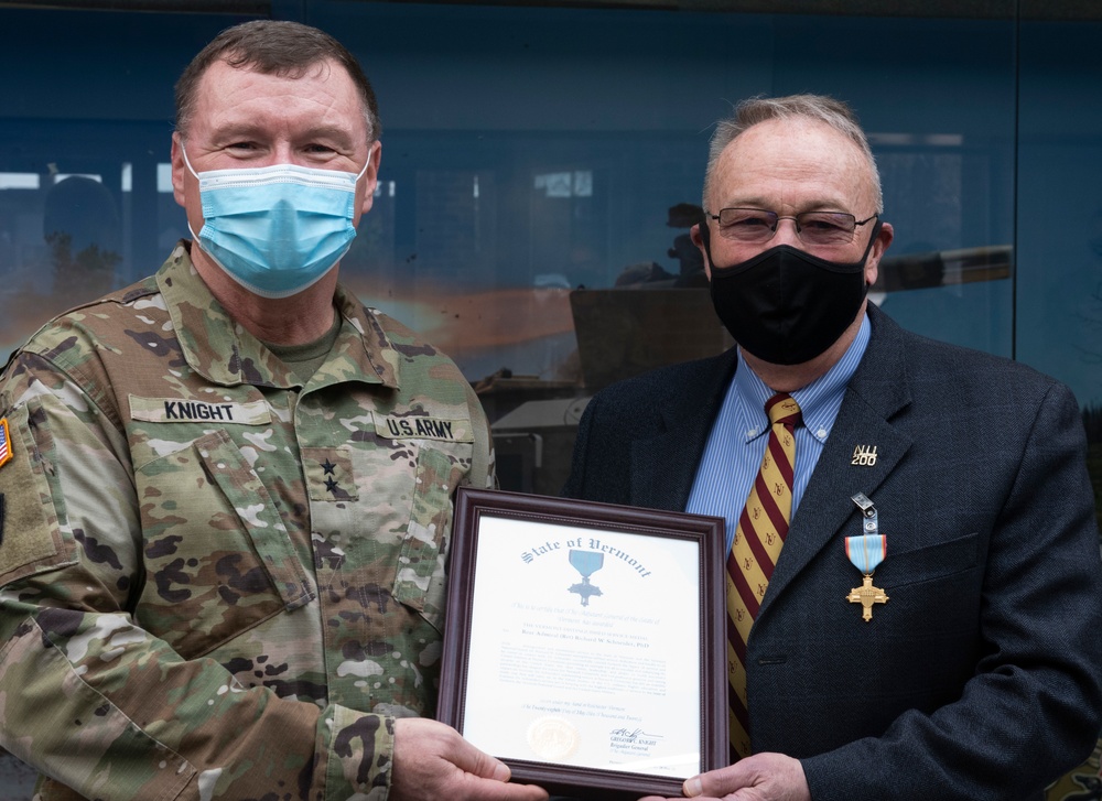 Adjutant general recognizes retired admiral with Vermont Distinguished Service Medal