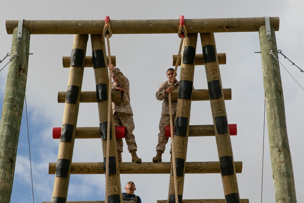 Recruits conduct training exercise at MCRD San Diego