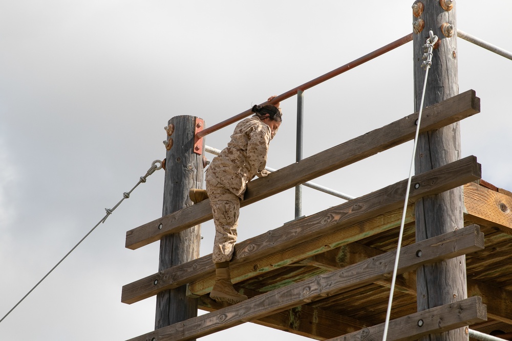 Recruits conduct training exercise at MCRD San Diego