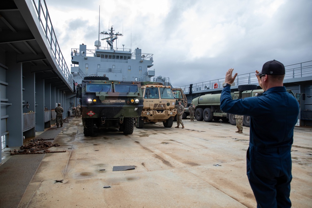 Sustainment Brigade Vehicle Offload