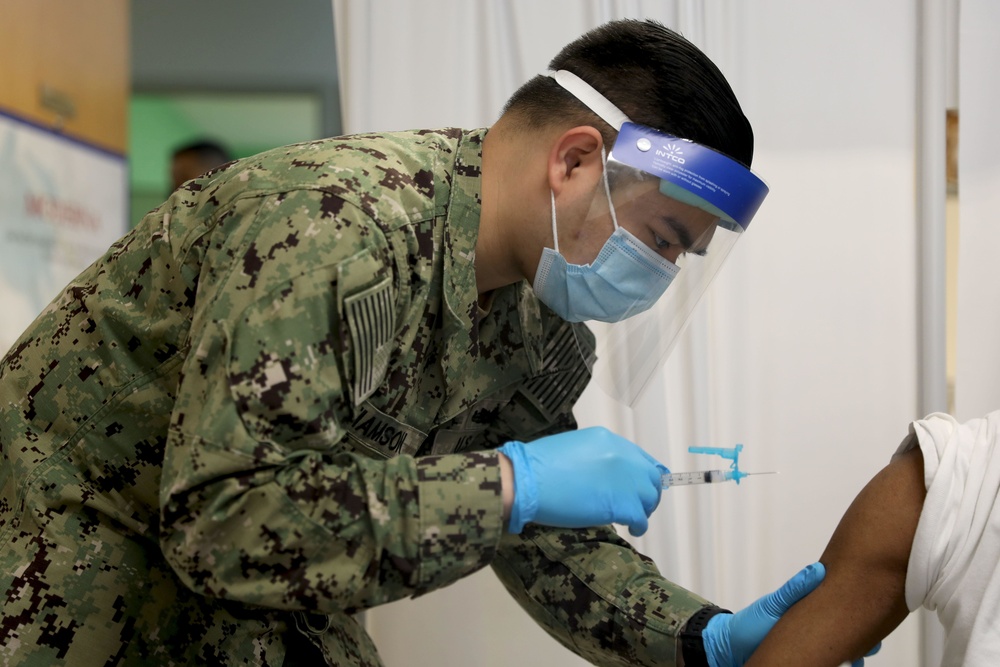 Service members aid FEMA with COVID-19 vaccines at St. Matthew AME Church CVC
