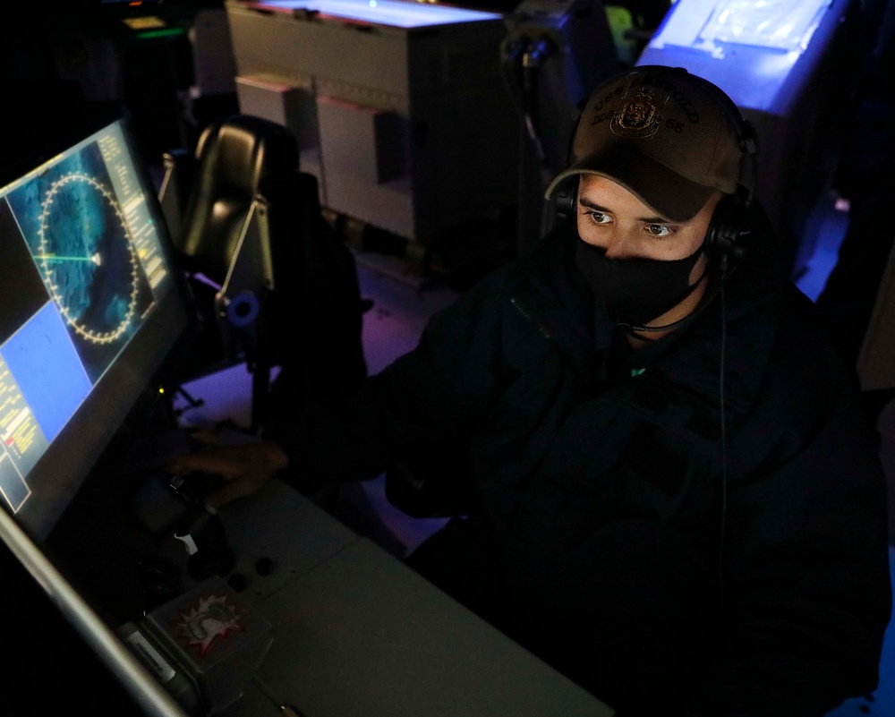 USS Benfold Conducts Routine Operations