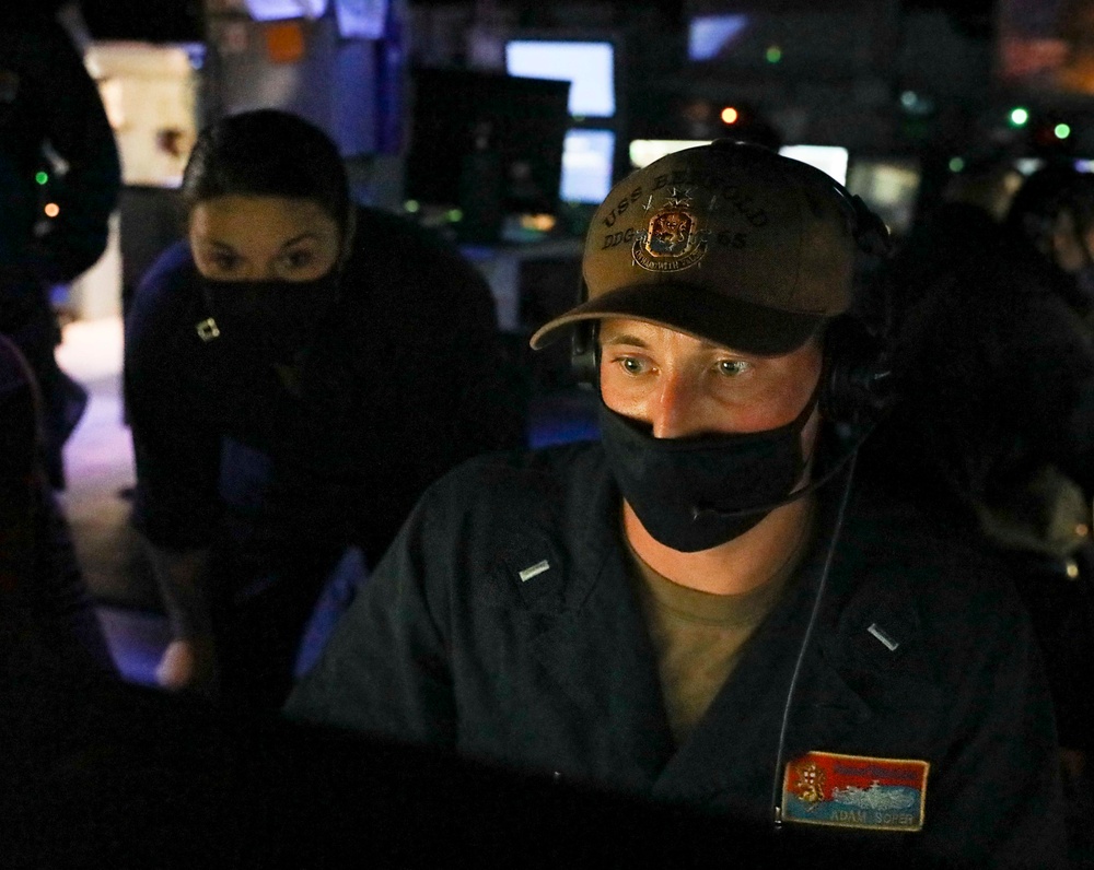 USS Benfold Conducts Routine Operations