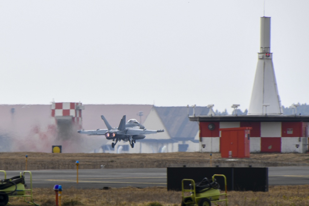 VAQ-135 Launches