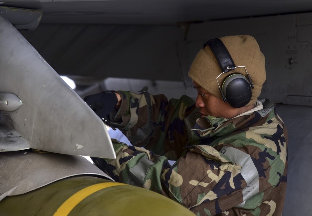 Wolf Pack turns jets during routine training event